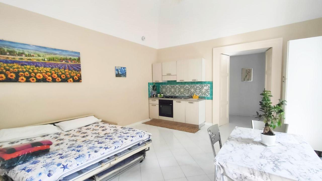 Casa Vacanza "Nonna Matilde" A Meta Di Sorrento, 600Mt Dal Mare, Casa Per 4 ภายนอก รูปภาพ