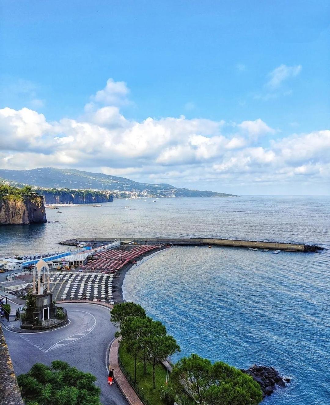 Casa Vacanza "Nonna Matilde" A Meta Di Sorrento, 600Mt Dal Mare, Casa Per 4 ภายนอก รูปภาพ